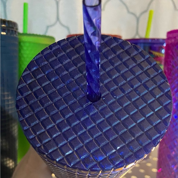 Starbucks shimmering blueberry venti cold cup never used - Picture 3 of 5